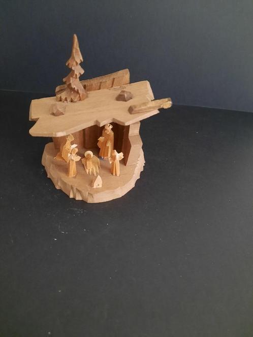 Kerststalletje van hout, Diversen, Kerst, Zo goed als nieuw, Ophalen of Verzenden