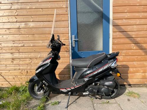 AGM Brash50 scooter, Fietsen en Brommers, Scooters | Overige merken, Nieuw, Maximaal 45 km/u, Benzine, Ophalen of Verzenden