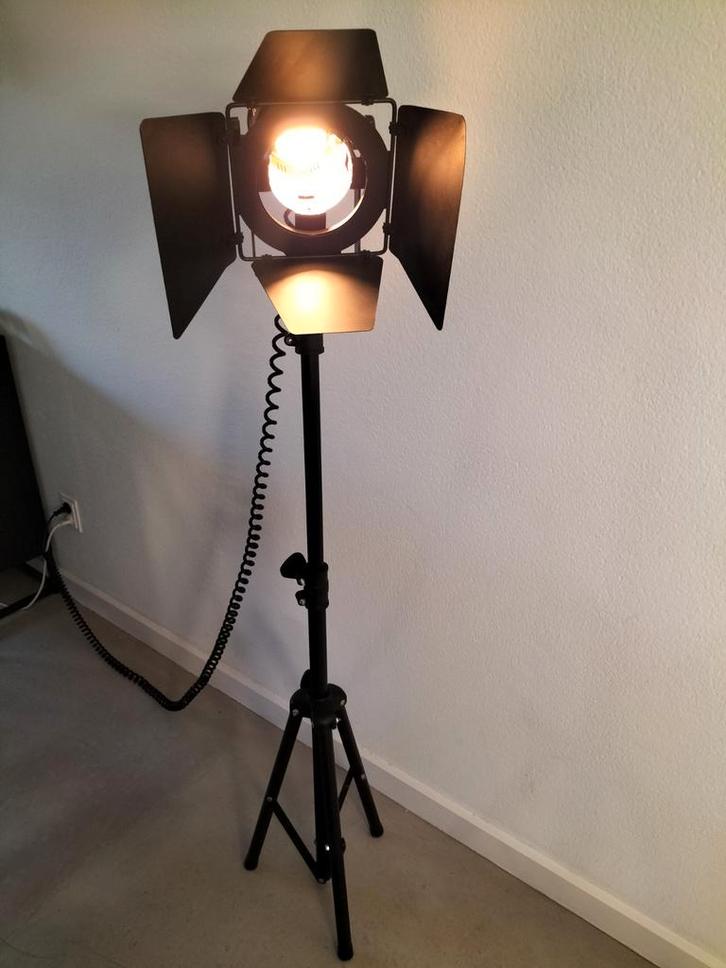 Studio Lamp met Statief (evt. voor studentenkamer), Huis en Inrichting, Lampen | Vloerlampen, Gebruikt, 150 tot 200 cm, Metaal