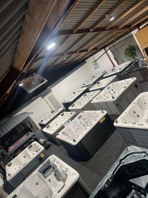 Balboa jacuzzi’s grootste outlet van Limburg en Brabant, Tuin en Terras, Bubbelbaden en Hottubs, Verzenden