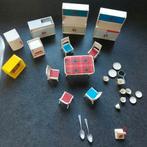 Vintage Poppenhuis meubeltjes e.d., Verzamelen, Poppenhuizen en Toebehoren, Ophalen of Verzenden, Gebruikt, Poppenhuis