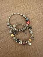 Pandora armbanden met vintage bedels, Ophalen of Verzenden, Zo goed als nieuw, Zilver