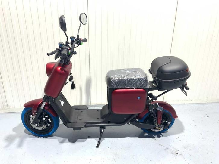 Q3 - Elektrische scooter met COC documenten voor Nederlands, Fietsen en Brommers, Brommers | Overige merken, Gebruikt