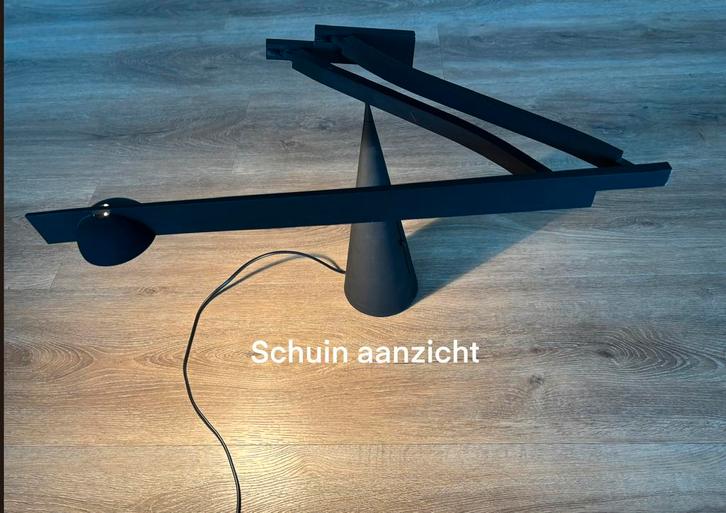 Italiano Luce Tabla Design tafel/bureau lamp, Auto-onderdelen, Trekhaken, Gebruikt, Ophalen