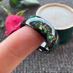 Trouwringen wolfraam - Alec - Ingelegd met kleurrijk opaal, Overige materialen, My Name Is Nobody, Overige kleuren, Verzenden