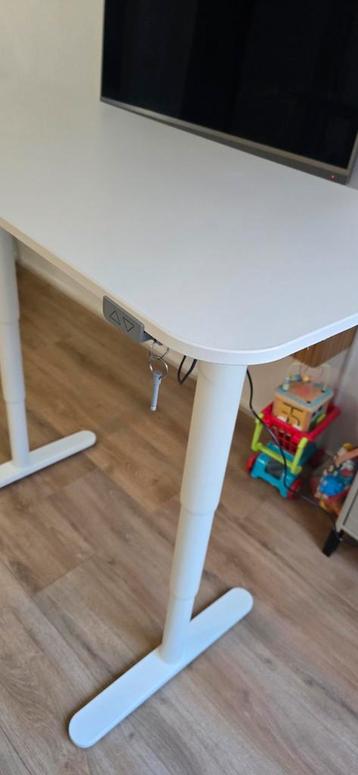 Elektrisch Zit-Sta Bureau IKEA Bekant 140x60 - afbeelding 7