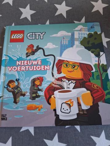 boek lego city - nieuwe voertuigen  beschikbaar voor biedingen