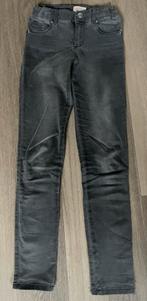 Kids Only jeans grijs maat 146 zgan, Kinderen en Baby's, Kinderkleding | Maat 146, Broek, Meisje, Kids Only, Ophalen of Verzenden
