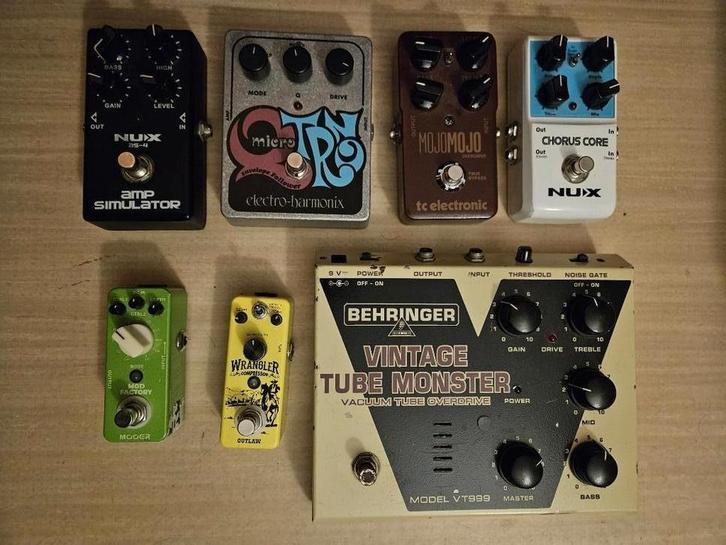 Gitaareffecten, Muziek en Instrumenten, Effecten, Zo goed als nieuw, Chorus, Distortion, Overdrive of Fuzz, Overige typen, Compressor