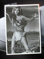 kaart Raquel Welch in ''One Million Years B.C., Ophalen of Verzenden, 1980 tot heden, Ongelopen, Sterren en Beroemdheden