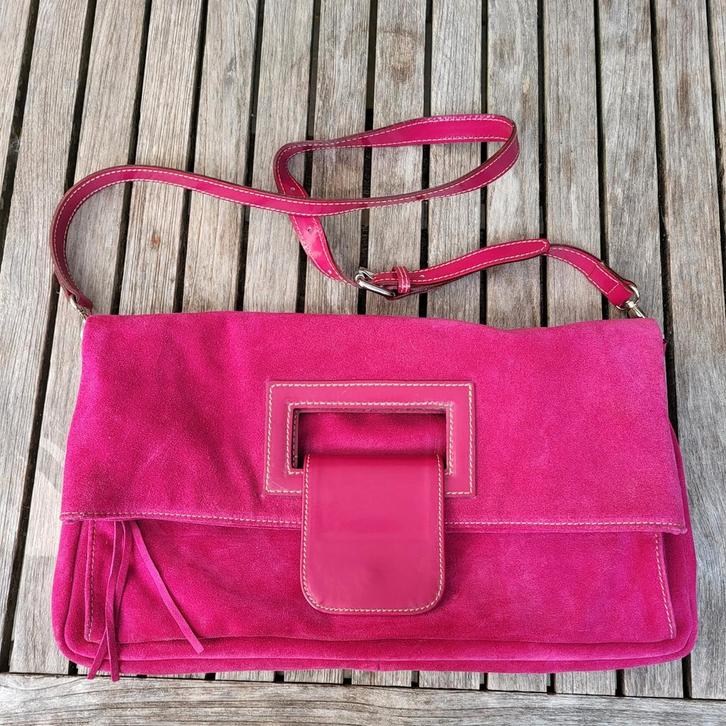Italiaanse nubuck schoudertas, Sieraden, Tassen en Uiterlijk, Tassen | Schoudertassen, Nieuw, Overige merken, Roze, Ophalen of Verzenden