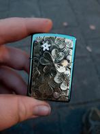 Zippo Limited Edition Trick Golden Clover 0981/1000, Ophalen of Verzenden