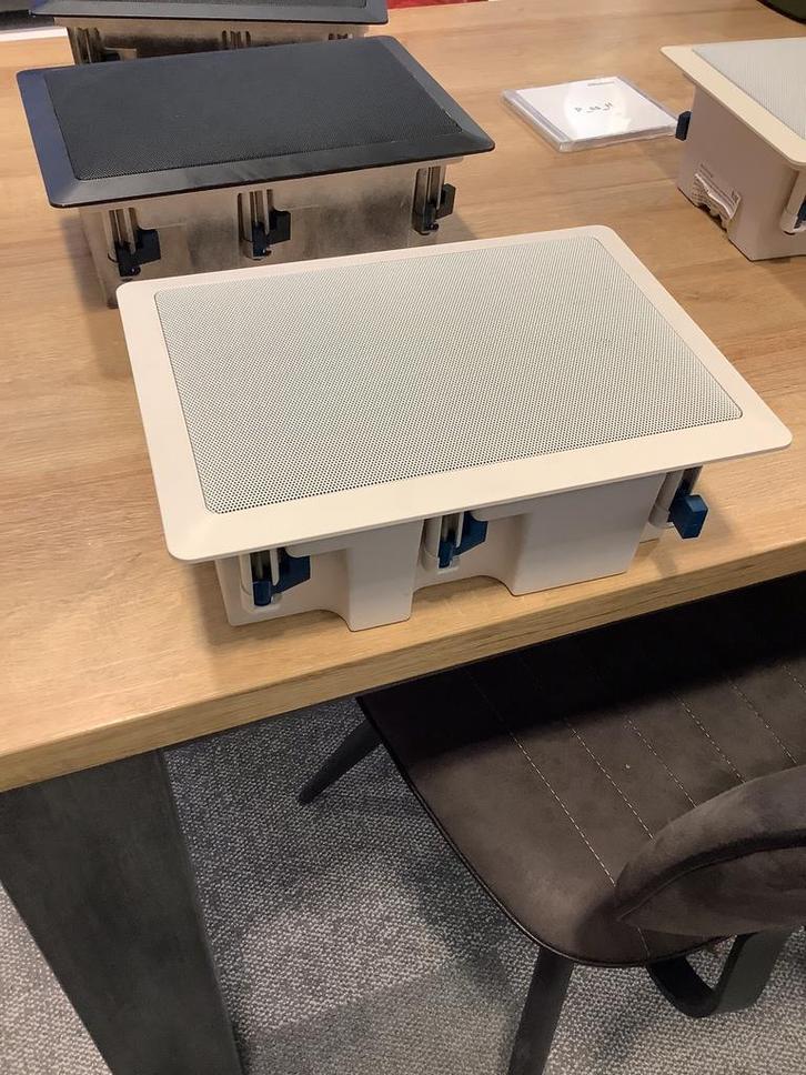 Elac inbouw luidspreker iw1030, Audio, Tv en Foto, Luidsprekers, Gebruikt, Overige typen, Minder dan 60 watt, Overige merken, Ophalen of Verzenden