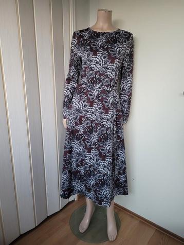 Vanilia jurk lang bruin maat 38/M beschikbaar voor biedingen