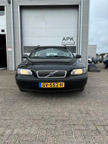 Volvo v70 2.4 2002 Zwart beschikbaar voor biedingen
