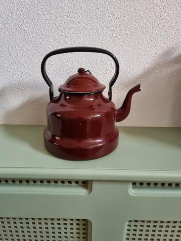 Emaille ketel beschikbaar voor biedingen