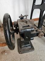 Antieke ledersplitter, Antiek en Kunst, Antiek | Naaimachines, Ophalen