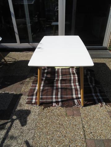 Hobby tafel 140 x 80 cm.