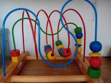 IKEA Houten Babygym - Kleurrijk en Leerzaam beschikbaar voor biedingen