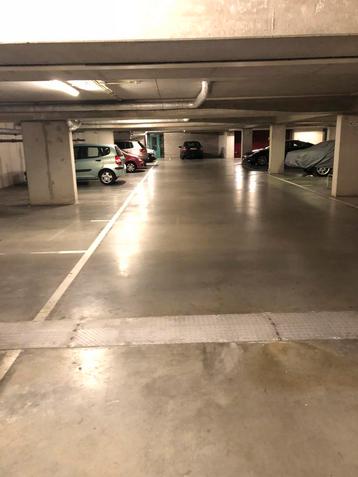Parkeerplek garage  Rijswijk ZH beschikbaar voor biedingen