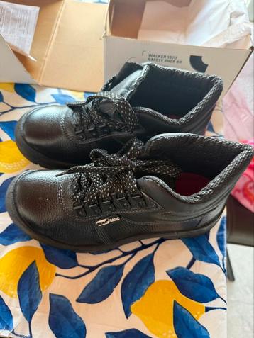 Werkschoenen nieuw beschikbaar voor biedingen