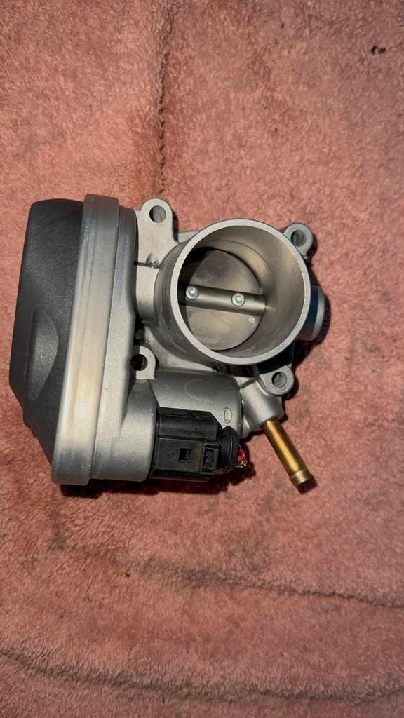 Gasklephuis - Gebruikt, Auto-onderdelen, Motor en Toebehoren, Overige automerken, Gebruikt, Ophalen