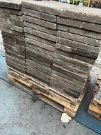 Gratis 48 stuks 60x40 grindtegel, Tuin en Terras, Ophalen, Gebruikt, Overige materialen