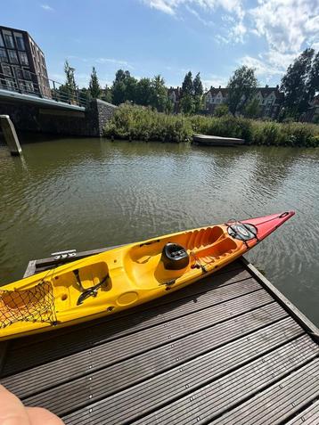 DAG midway luxe | Zee touring kayak | kajak beschikbaar voor biedingen