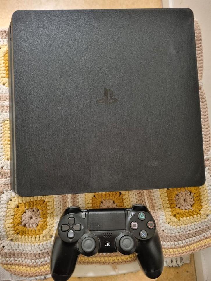 Playstation 4 Slim 500gb, Spelcomputers en Games, Spelcomputers | Sony PlayStation 4, Zo goed als nieuw, Slim, 500 GB, Met 1 controller