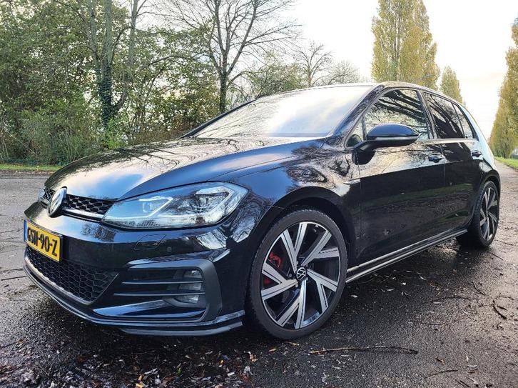 Volkswagen Golf 2.0 TDI 184pk DSG 2018 Zwart premium, Auto's, Volkswagen, Particulier, Golf, ABS, Adaptive Cruise Control, Airbags