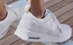 Nike Air Max SE Thea Leather White Gold Women’s mt 39, Nike, Ophalen of Verzenden, Wit, Zo goed als nieuw