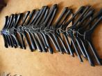 Kledinghangers met hele brede "schouders"  Hangertjes, Ophalen of Verzenden, Zo goed als nieuw, Kunststof, Volwassenen