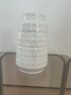 West Germany vaas 18cm wit inca motief, Ophalen of Verzenden, Gebruikt