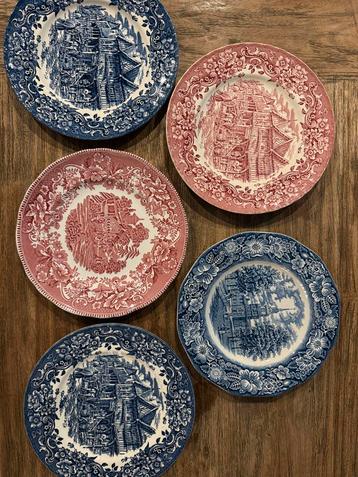 Diverse Bordjes: Royal Tudor, Avon Cottage, Liberty Blue beschikbaar voor biedingen