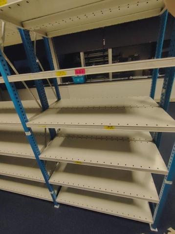 3 meter Legbordstelling 210 x 30 x 100 beschikbaar voor biedingen