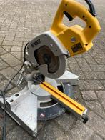 DeWalt afkortzaag, Doe-het-zelf en Verbouw, Gereedschap | Zaagmachines, 1200 watt of meer, Gebruikt, Ophalen of Verzenden, DeWalt