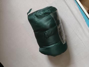 Groene slaapzak. Nieuwstaat 200-83cm beschikbaar voor biedingen