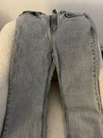 Stradivarius Grijze Jeans - Maat W28-W29, Ophalen of Verzenden, Zo goed als nieuw, W28 - W29 (confectie 36), Grijs