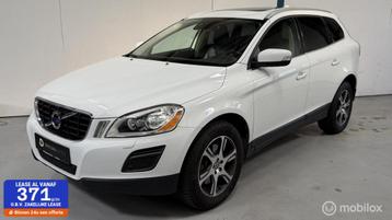 Volvo XC60 3.0 T6 AWD Summum LEER / FOUR C / PANO beschikbaar voor biedingen