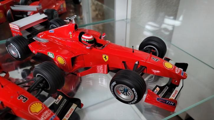 F1 Ferrari F399 1999 nr.4 Irvine, Hobby en Vrije tijd, Modelauto's | 1:18, Zo goed als nieuw, Bburago, Ophalen of Verzenden