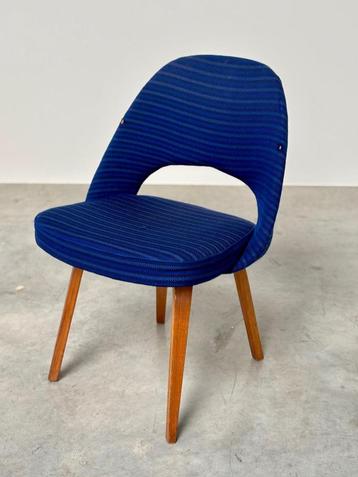 Mid Century Eero Saarinen voor Knoll stoel 1950 beschikbaar voor biedingen