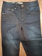 KUYICHI Amy bootcut jeans W27 L32, Kleding | Dames, Spijkerbroeken en Jeans, Blauw, KUYICHI, Nieuw, Ophalen of Verzenden