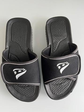 Rucanor badslippers maat 39 beschikbaar voor biedingen