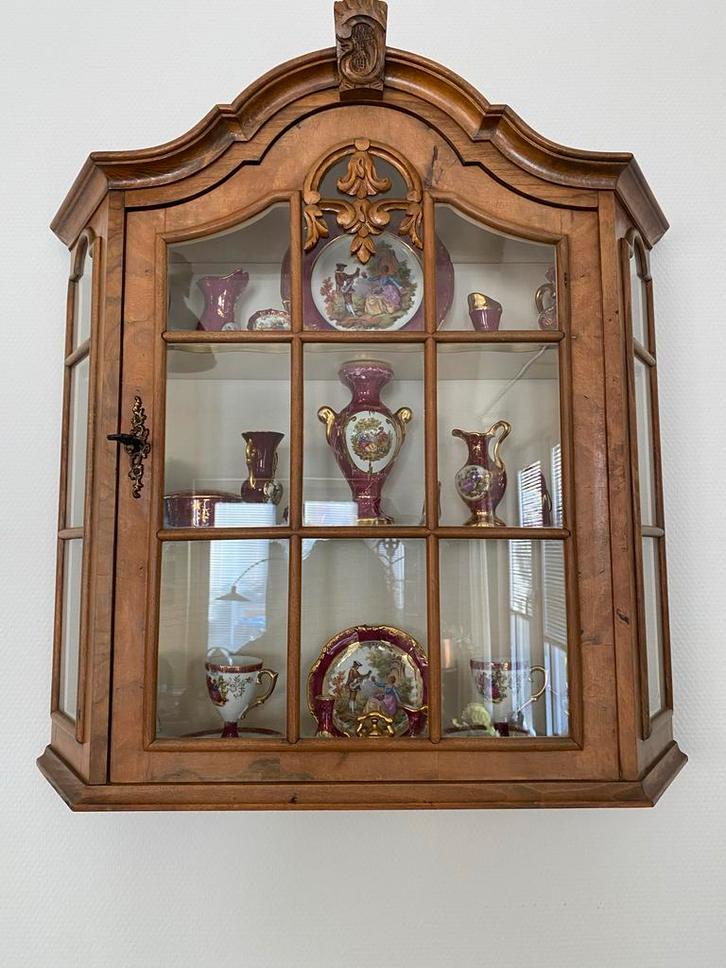 Limoges porselein, Antiek en Kunst, Antiek | Meubels | Kasten, Ophalen of Verzenden