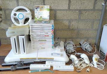 2 wii's met 16 spellen veel 3 controllers stuurtje leuke set beschikbaar voor biedingen