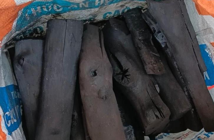 HOUTSKOOL BOEKEL, Tuin en Terras, Houtskoolbarbecues, Nieuw, Ophalen of Verzenden