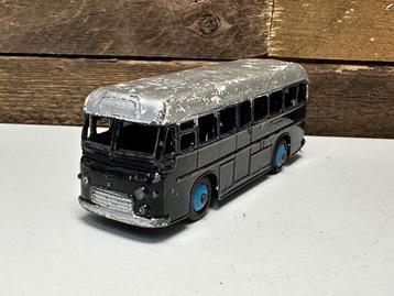 Dinky Toys 283 - zwarte bus - A6075 beschikbaar voor biedingen