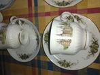 Kasteel servies kopjes schotels suikerpot melkkan, Antiek en Kunst, Ophalen of Verzenden