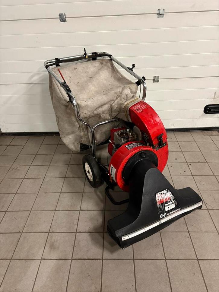 Toro bladzuiger opknapper, Tuin en Terras, Bladblazers, Zo goed als nieuw, Benzine, Ophalen