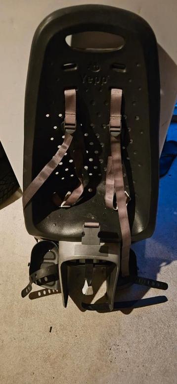 YEPP Fietszitje Achter - Zwart, tot 22kg beschikbaar voor biedingen